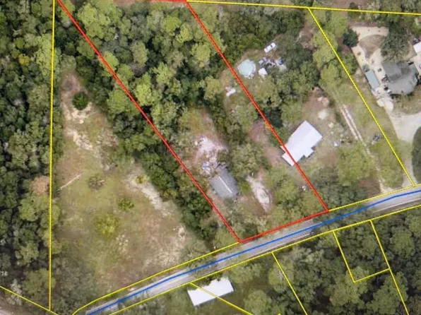300 Blueberry Rd, Freeport, FL 32439