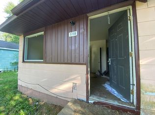 1718 Polly St, Flint, MI 48505