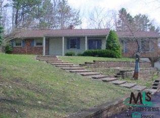 7330 Deer Ridge Dr, Clarkston, MI 48348