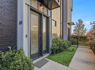 1813 Park Ave #106, Dallas, TX 75215