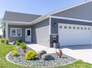 1841 46th Ave S, Moorhead, MN 56560