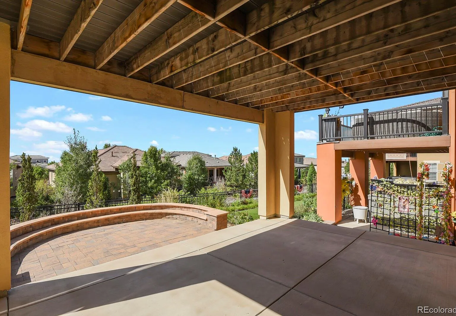 4 bed, 3.5 bath, 3912 sqft, $5,000 — Photo 3