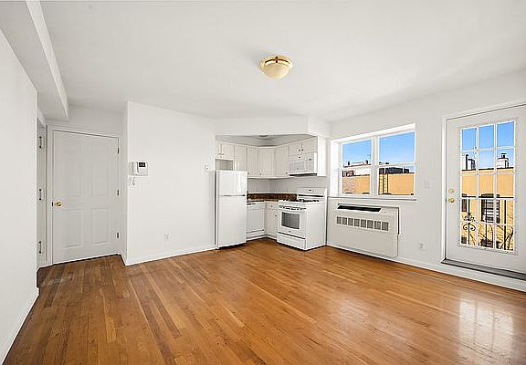 2nd image of 25-82 37th St #4C