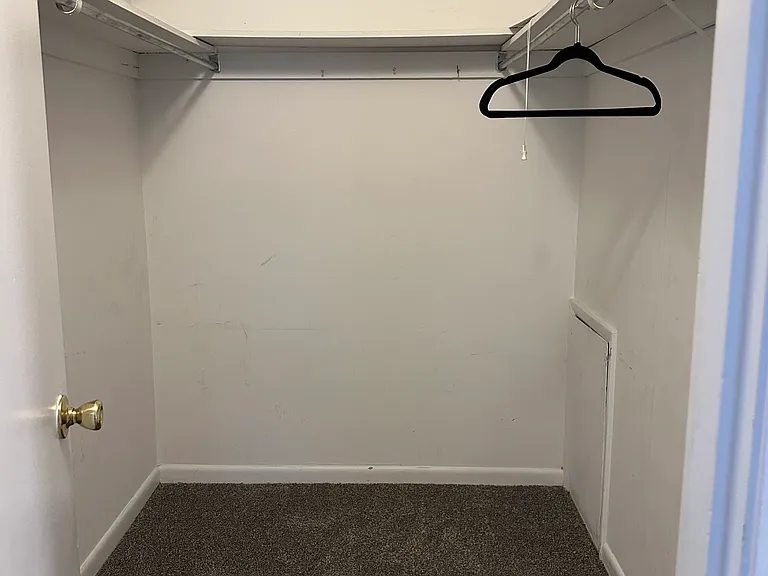 7650 Woodbine Dr — Photo 24