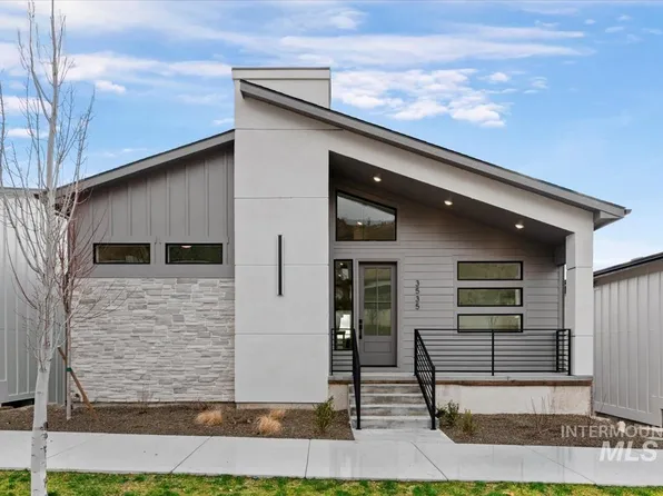 3535 E Warm Springs Ave, Boise, ID 83716