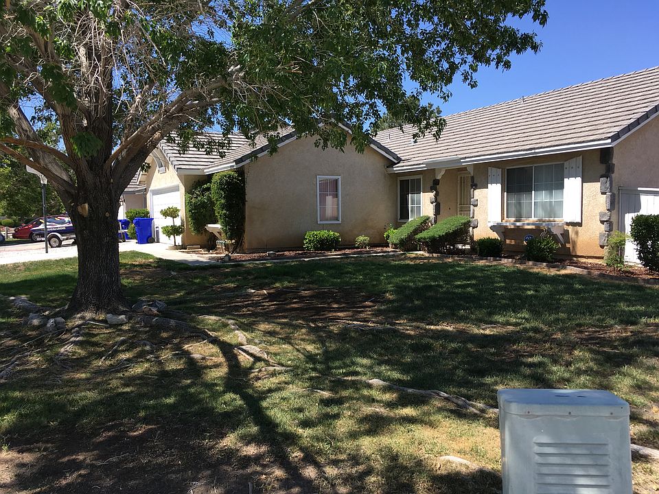 2nd image of 12744 Red River Rd
