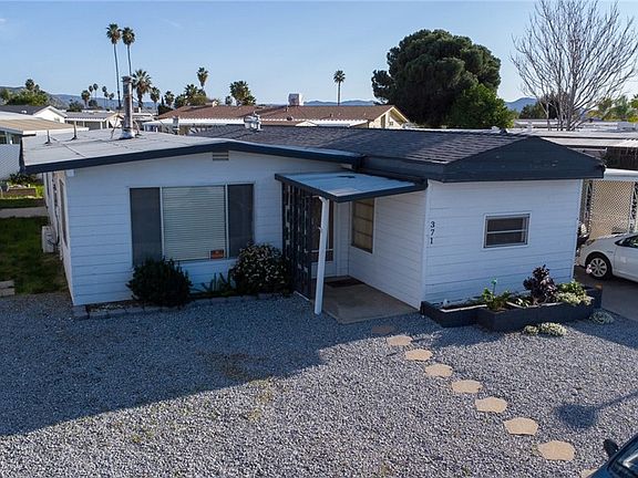 2nd image of 371 Santa Clara Cir