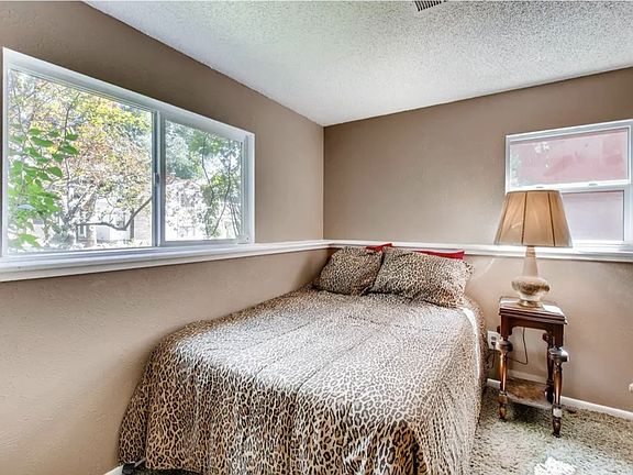 5th image of 205 Cypress Cir
