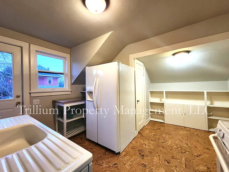 3105 SE Main St #2 — Photo 14