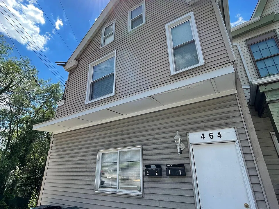 464 Natchez St #1