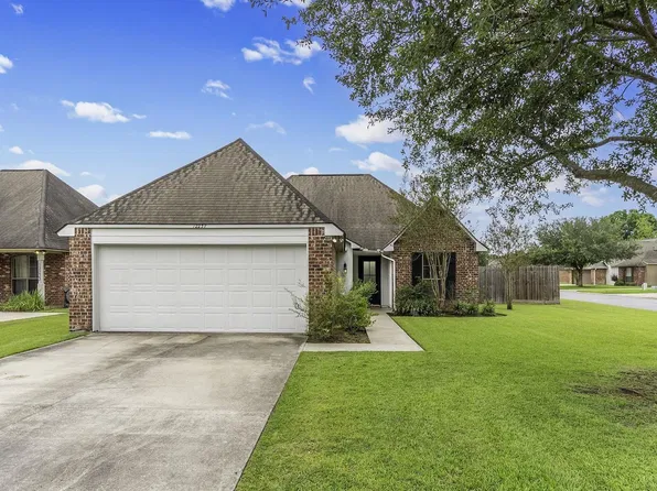 12237 Spring Valley Dr, Geismar, LA 70734