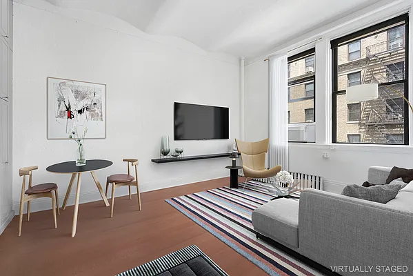 Rented by Douglas Elliman | media 19