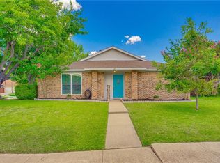 101 E Schreiber St, Garland, TX 75040