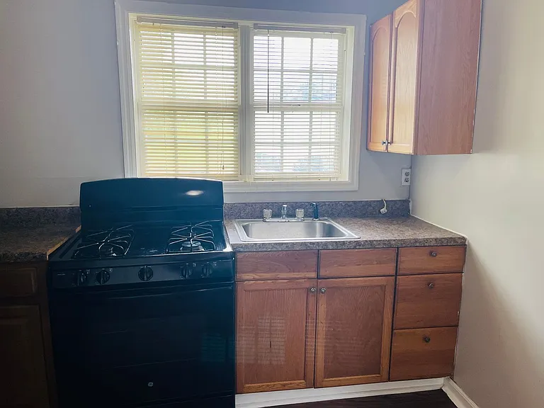 217 W Central Ave — Photo 7