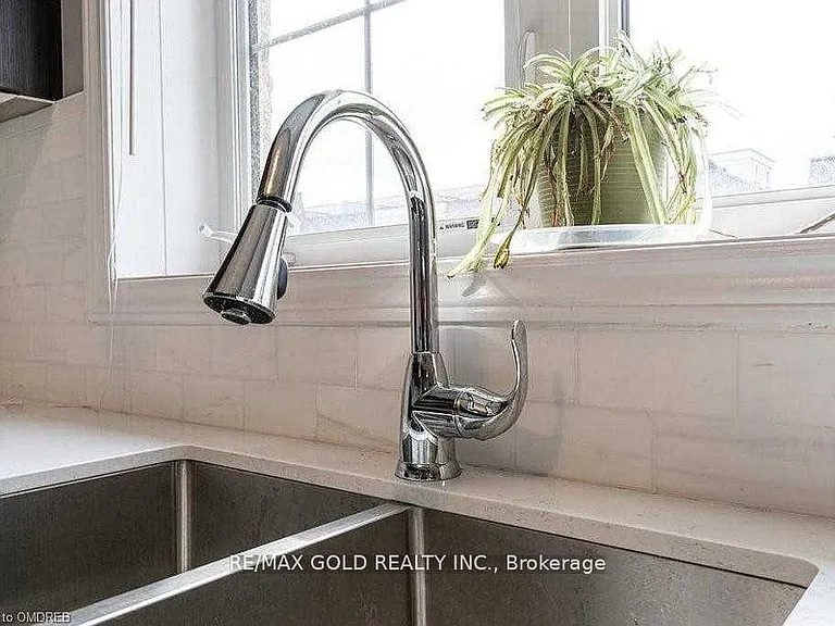 2441 Greenwich Dr #94 — Photo 9