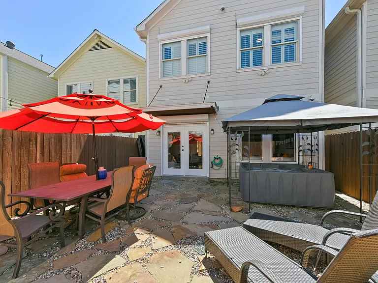 5522 Larkin St #A — Photo 41