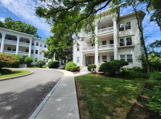 144 Middlesex Rd #2, Brookline, MA 02467