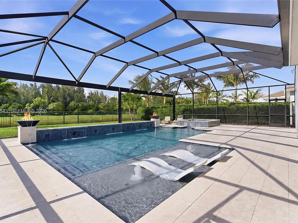 1st image of 15943 Whippoorwill Cir