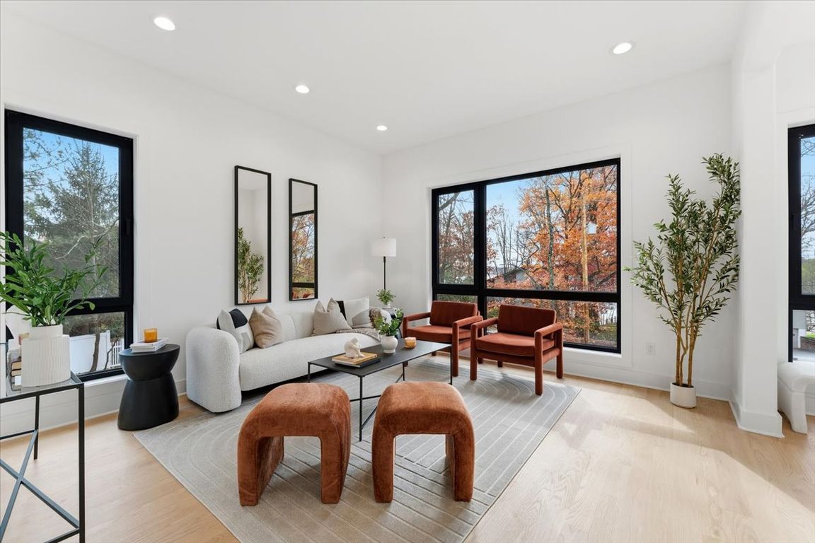 next background image