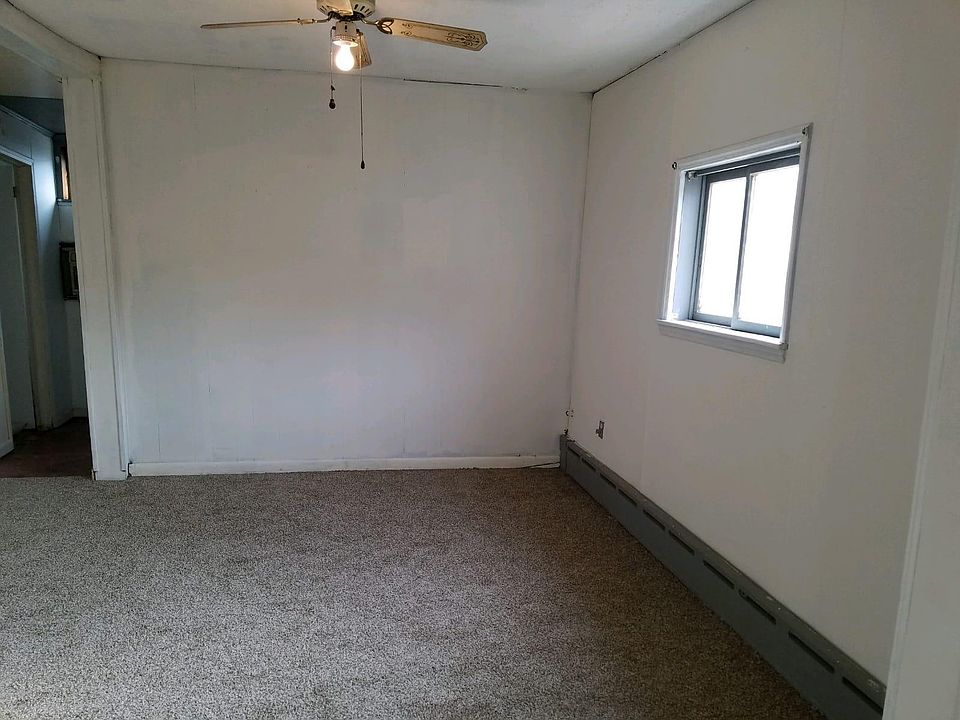 1st image of 1003 E Centre St