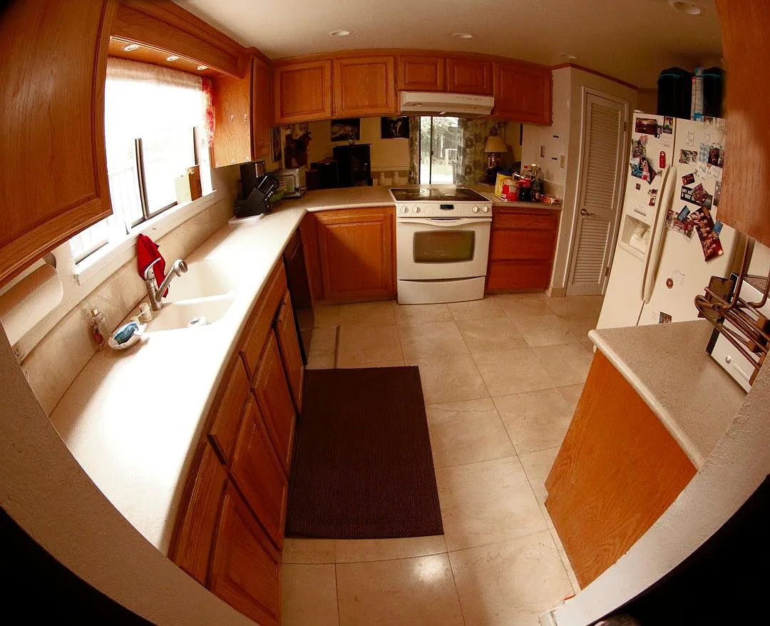 5 bed, 2150 sqft, $650 — Photo 4