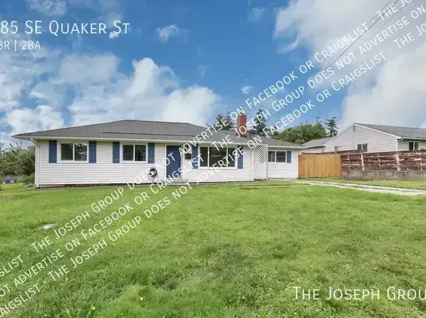 285 SE Quaker St, Oak Harbor, WA 98277