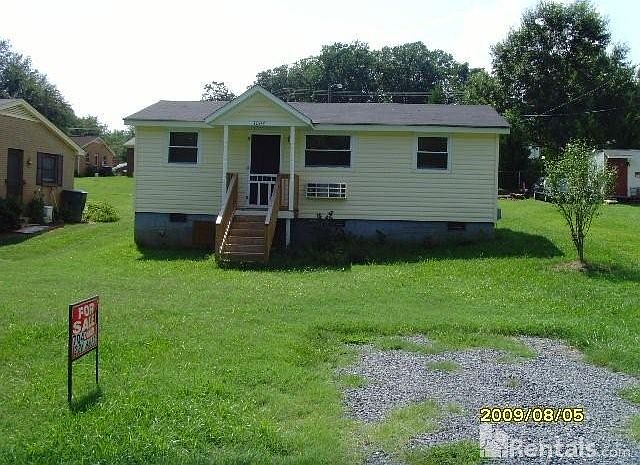 1st image of 3007 Bradford St