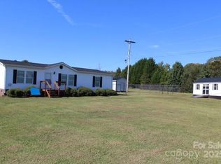 1554 Spring View Dr, Catawba, NC 28609