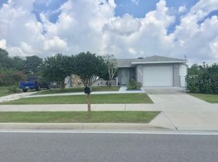 20414 Edgewater Dr, Pt Charlotte, FL 33952
