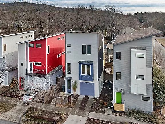 5th image of 684 S Church Ave