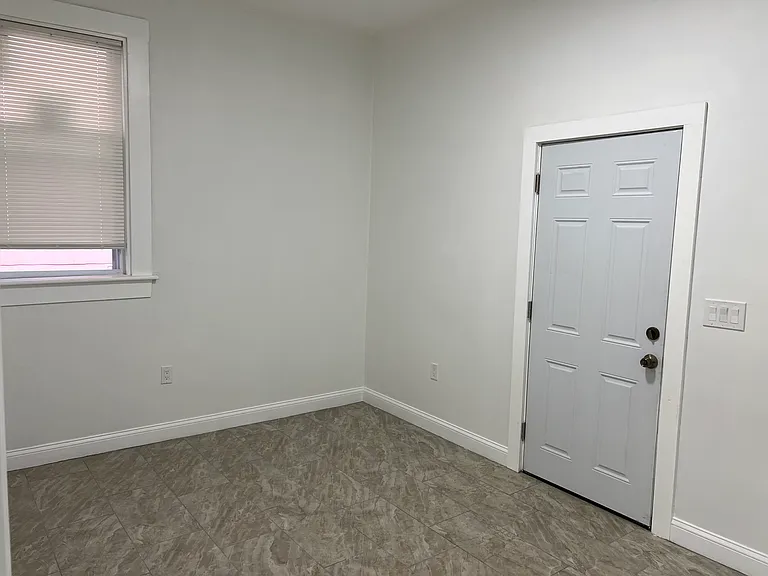 343 Highland Ave #1 — Photo 11