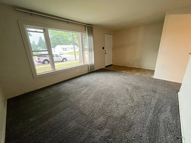 901 N Garfield Ave — Photo 4