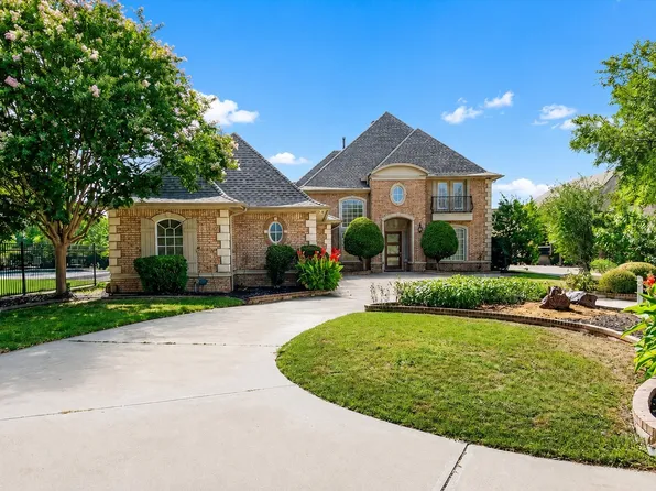 6308 Estates Ln, Fort Worth, TX 76137