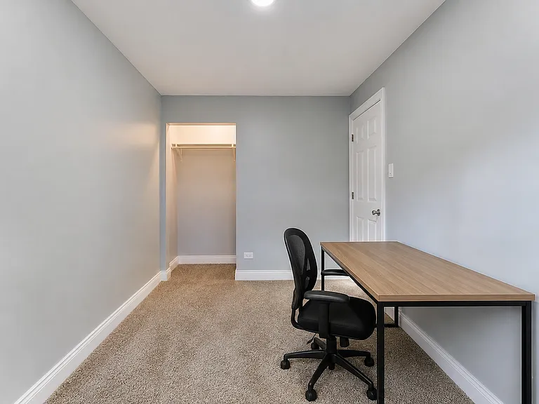 7237 S Saint Lawrence Ave — Photo 10