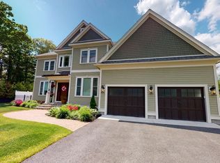 5 Homsy Ln, Needham, MA 02494