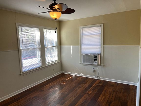 4th image of 381 Guadalupe St APT B