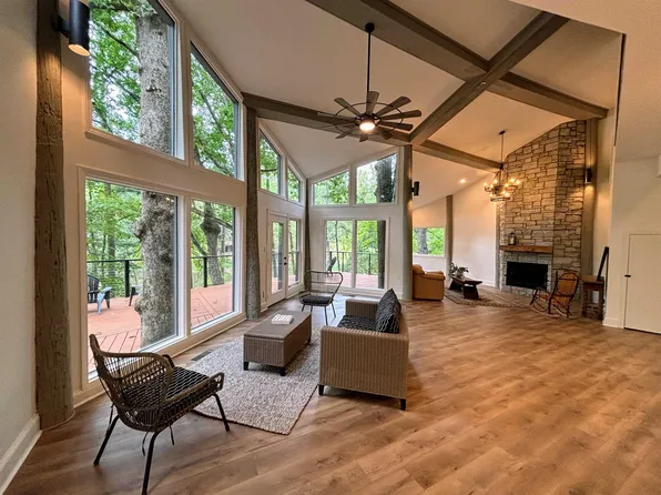 439 Barbara Ln, Eads, TN 38028