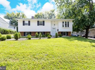 3313 Claran Rd, Baltimore, MD 21215