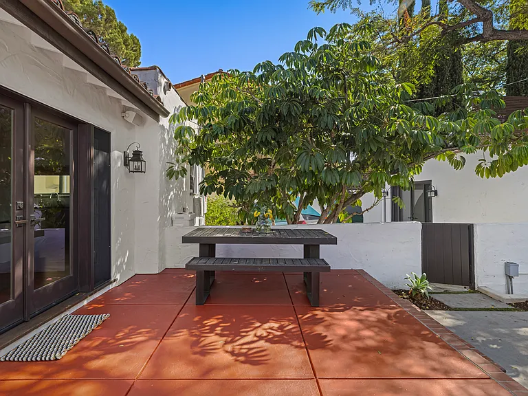 1169 S Sierra Bonita Ave — Photo 40