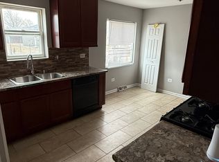 2000 W 68th Pl, Chicago, IL 60636