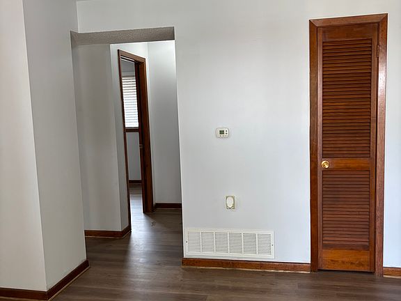 4th image of 1825 Knox St #1