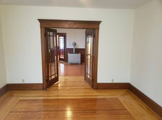 79 18th St APT 3, Fall River, MA 02723
