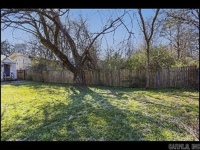 7202 Illinois St — Photo 24