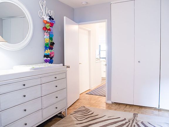 4th image of 142 Bank St APT 2B