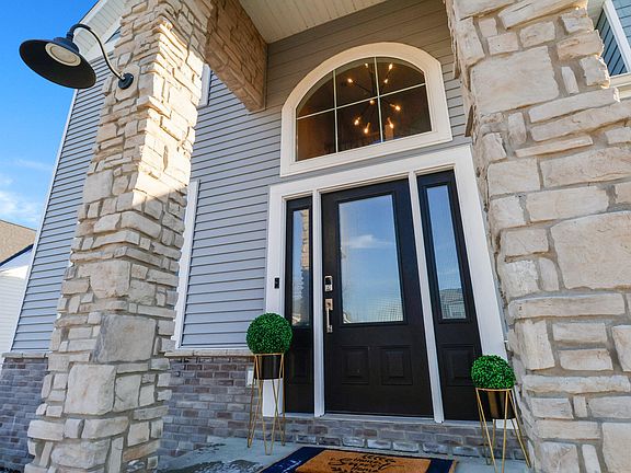 3rd image of 2504 Stirling Dr