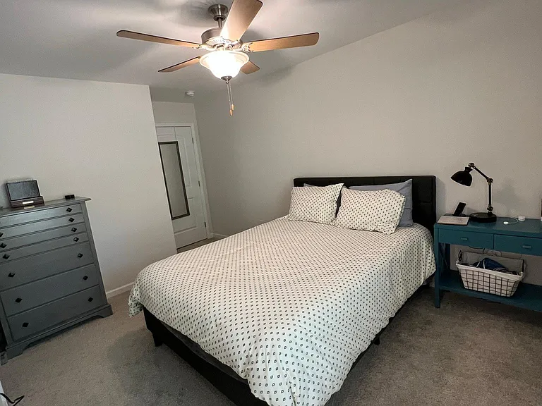 319 Noble Ln — Photo 5