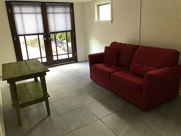 5th image of 1776 Alta Vista St