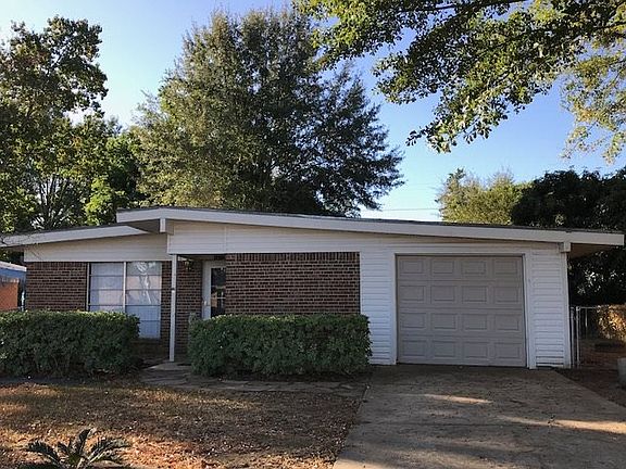 2nd image of 1012 Ellen Ave