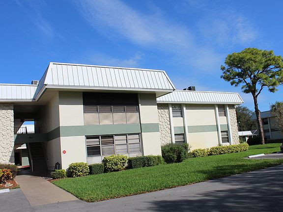 2nd image of 2302 Sunrise Boulevard #2-101