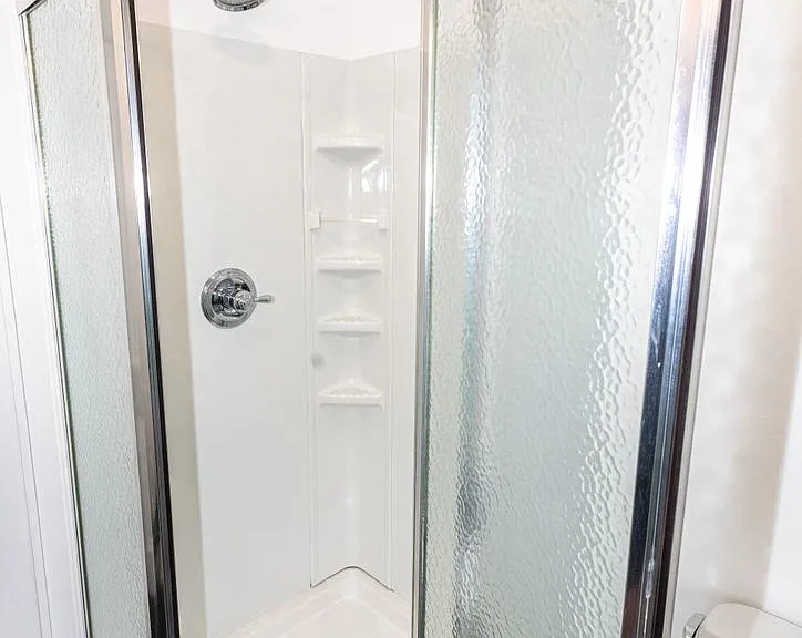 924 Hall St — Photo 25